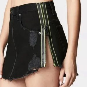 LF Black neon zipper skirt!